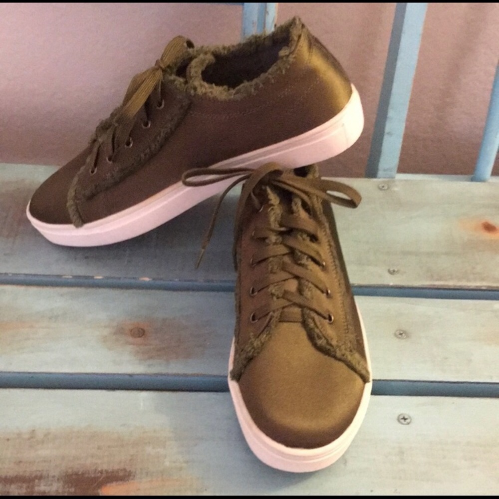 Dolls Kill Cape Robbin Kills Silk Sneakers